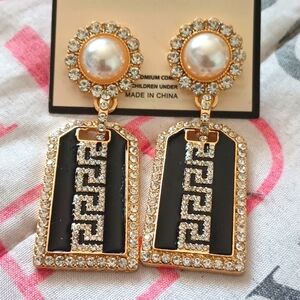 Luxury Inspired Pierced Black Rhinestone Earrings